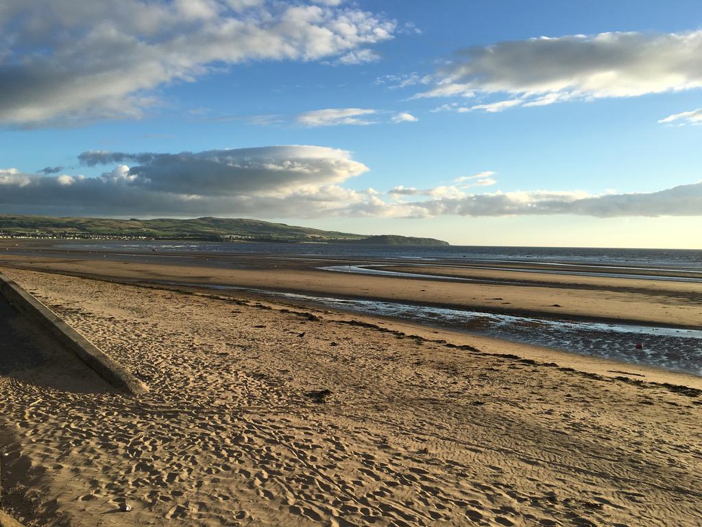 No5 Ayr Beach - Coorie Doon Stays المظهر الخارجي الصورة